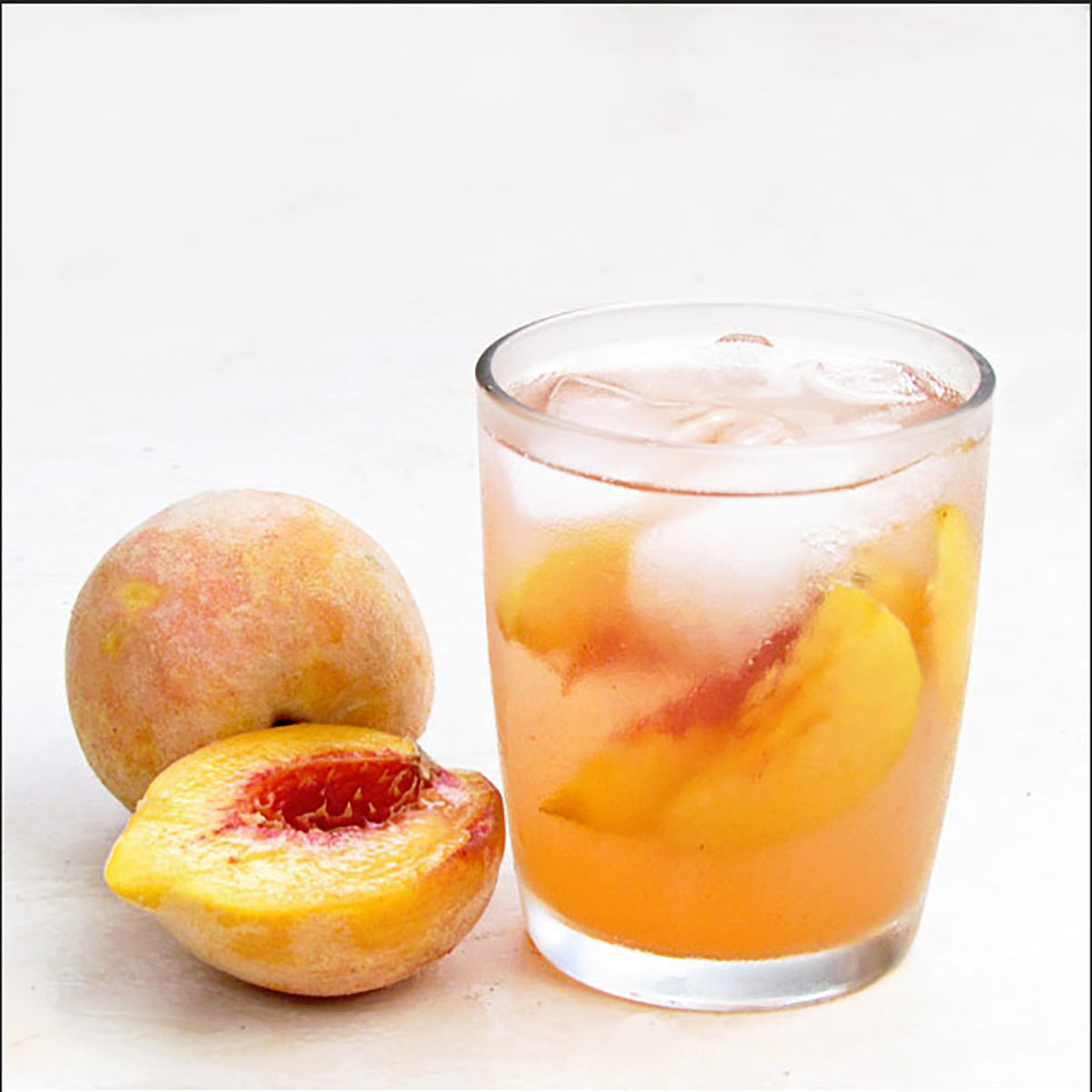 Peach Lemonade - Revitalizing and Invigorating scent